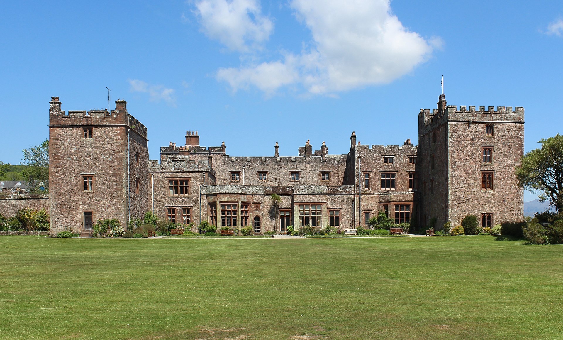 At Muncaster Castle (1)